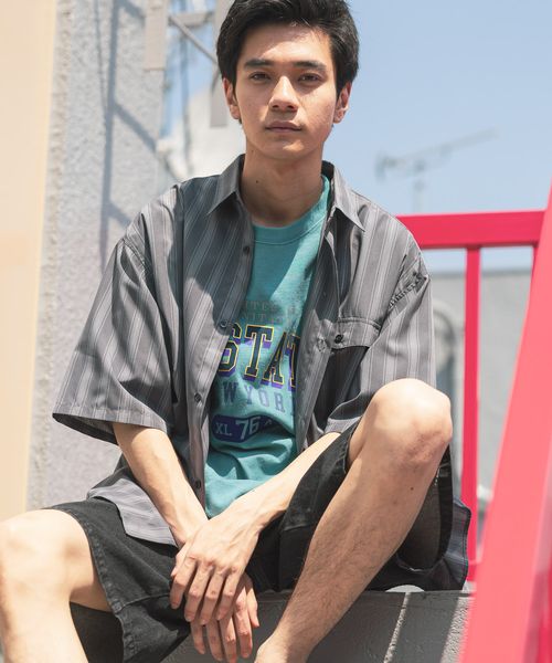 niko and .ラメストライプシャツ チャコールグレー L メンズインナー ニコアンド 327383 and ST アンドエスティ(旧ドットエスティ) niko and .ラメストライプシャツ チャコールグレー L メンズインナー ニコアンド 327383 and ST アンドエスティ(旧ドットエスティ)