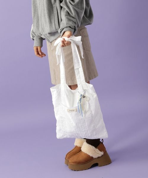 niko and .リボンハンドルトートバッグ[tiny tiny(ティニーティニー)]【新色予約】 ライトグレー ｔｉｎｙ ｔｉｎｙ ニコアンド 327989 and ST アンドエスティ（旧ドットエスティ）