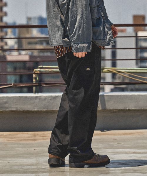 niko and .【Dickies(ディッキーズ)】別注TC TWILL EASY PANTS シルバー L メンズボトムス ニコアンド 491828 and ST アンドエスティ(旧ドットエスティ) niko and .【Dickies(ディッキーズ)】別注TC TWILL EASY PANTS シルバー L メンズボトムス ニコアンド 491828 and ST アンドエスティ(旧ドットエスティ)