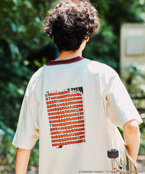 niko and .【STRANGER THINGS】コラボ プリントTシャツ Season 1 ベージュ L メンズインナー ニコアンド 494779 and ST アンドエスティ(旧ドットエスティ) niko and .【STRANGER THINGS】コラボ プリントTシャツ Season 1 ベージュ L メンズインナー ニコアンド 494779 and ST アンドエスティ(旧ドットエスティ)