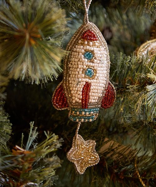 niko and .【2025Xmas】ビーズオーナメント２ 季節（クリスマス） オフホワイト ニコアンド 499263 and ST アンドエスティ（旧ドットエスティ）