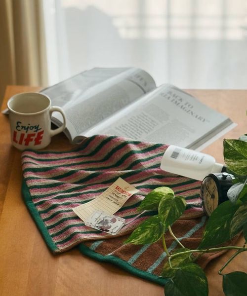 niko and .【FISHS EDDY(フィッシュエディ)】フェイスタオル ライトベージュ FISHS EDDY ニコアンド 577169 and ST アンドエスティ(旧ドットエスティ) niko and .【FISHS EDDY(フィッシュエディ)】フェイスタオル ライトベージュ FISHS EDDY ニコアンド 577169 and ST アンドエスティ(旧ドットエスティ)