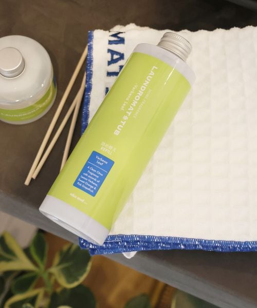 niko and .[LAUNDROMAT & TUB]アロマディフューザー詰め替え用/内容量250ml【リニューアル】 LAUNDROMAT＆TUB グリーン ニコアンド 577310 and ST アンドエスティ（旧ドットエスティ）