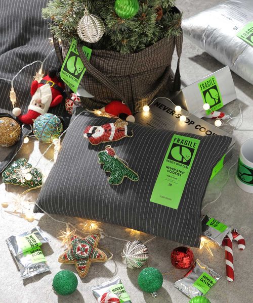 niko and .[NEVER-STOP COOKIES] クッション インテリアファブリック チャコールグレー ニコアンド 577721 and ST アンドエスティ（旧ドットエスティ）