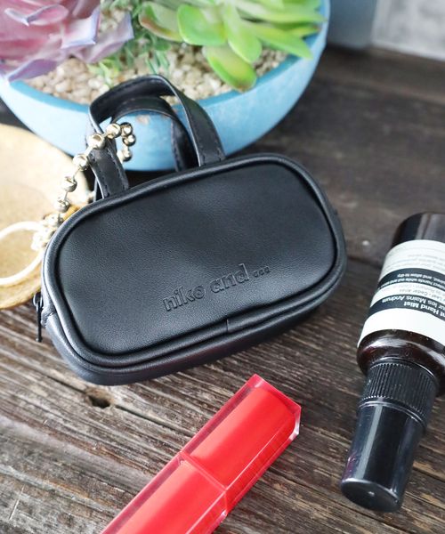 niko and .ミニボストンBAGチャーム シルバー ウィメンズグッズ ニコアンド 586697 and ST アンドエスティ(旧ドットエスティ) niko and .ミニボストンBAGチャーム シルバー ウィメンズグッズ ニコアンド 586697 and ST アンドエスティ(旧ドットエスティ)