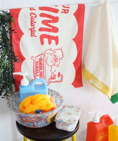 niko and .【Bubbling BUBBLE】プリントフェイスタオル バス&サニタリー レッド ニコアンド 587793 and ST アンドエスティ(旧ドットエスティ) niko and .【Bubbling BUBBLE】プリントフェイスタオル バス&サニタリー レッド ニコアンド 587793 and ST アンドエスティ(旧ドットエスティ)