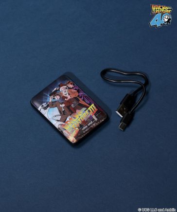 バック・トゥ・ザ・フューチャー】コラボ モバイルバッテリー