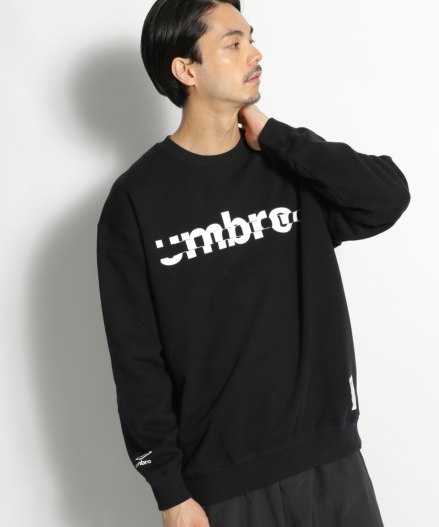 NUMERALS×umbro(アンブロ)]コラボグラフィックスウェット | [公式