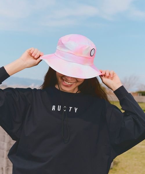 Op/FILA 【RUSTY】ニコちゃん×タイダイ柄 2way UVカットハット チャコールグレー FREE ウィメンズグッズ オーピーフィラ 493827 and ST アンドエスティ(旧ドットエスティ) Op/FILA 【RUSTY】ニコちゃん×タイダイ柄 2way UVカットハット チャコールグレー FREE ウィメンズグッズ オーピーフィラ 493827 and ST アンドエスティ(旧ドットエスティ)