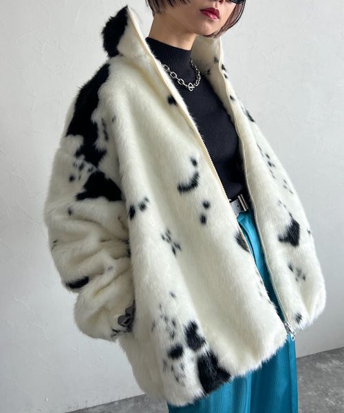 お値段【Treat ürself】moo-moo cow fur coat ジャケット・アウター