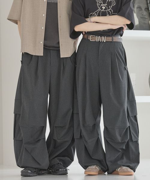 PAGEBOY 【Anui/3サイズ展開】TRタックパラシュートパンツ【再入荷】 シルバー Anui ページボーイ 243993 and ST アンドエスティ(旧ドットエスティ) PAGEBOY 【Anui/3サイズ展開】TRタックパラシュートパンツ【再入荷】 シルバー Anui ページボーイ 243993 and ST アンドエスティ(旧ドットエスティ)