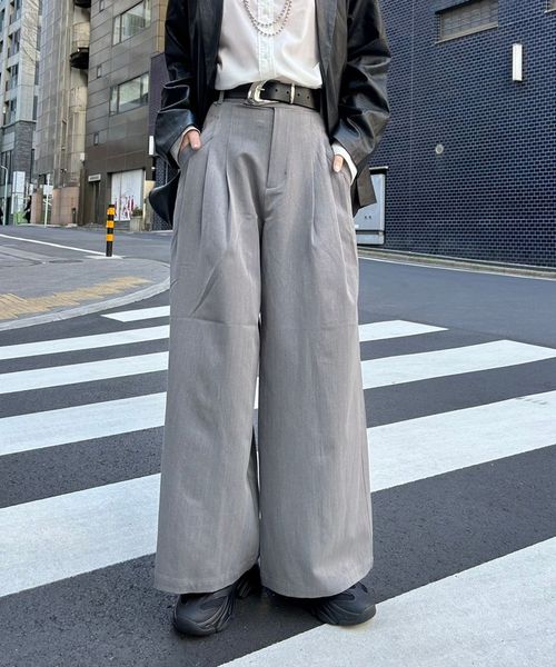PAGEBOY ラメストライプタックパンツ グレー M ウィメンズボトムス ページボーイ 248377 and ST アンドエスティ(旧ドットエスティ) PAGEBOY ラメストライプタックパンツ グレー M ウィメンズボトムス ページボーイ 248377 and ST アンドエスティ(旧ドットエスティ)