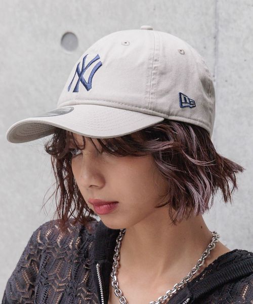 PAGEBOY 【NEWERA】9TWENTY オフホワイト M ウィメンズグッズ ページボーイ 253230 and ST アンドエスティ(旧ドットエスティ) PAGEBOY 【NEWERA】9TWENTY オフホワイト M ウィメンズグッズ ページボーイ 253230 and ST アンドエスティ(旧ドットエスティ)