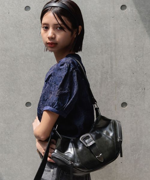PAGEBOY ハーフムーンベルトショルダー ブラック ウィメンズグッズ ページボーイ 290842 and ST アンドエスティ(旧ドットエスティ) PAGEBOY ハーフムーンベルトショルダー ブラック ウィメンズグッズ ページボーイ 290842 and ST アンドエスティ(旧ドットエスティ)