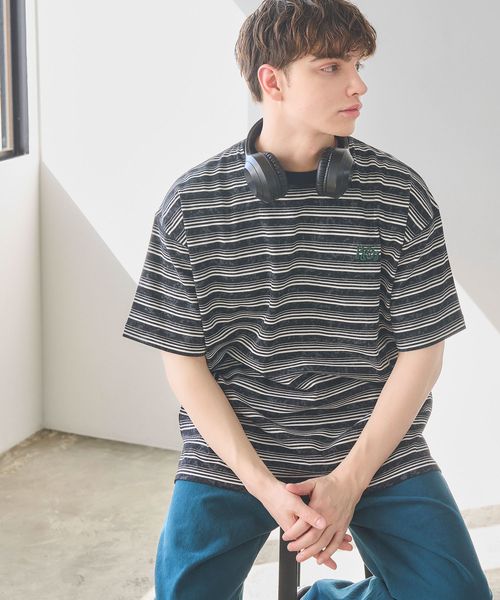PAGEBOY 【PBLIM】カスレボーダーTシャツ ブラック M LIM ページボーイ 452319 and ST アンドエスティ(旧ドットエスティ) PAGEBOY 【PBLIM】カスレボーダーTシャツ ブラック M LIM ページボーイ 452319 and ST アンドエスティ(旧ドットエスティ)