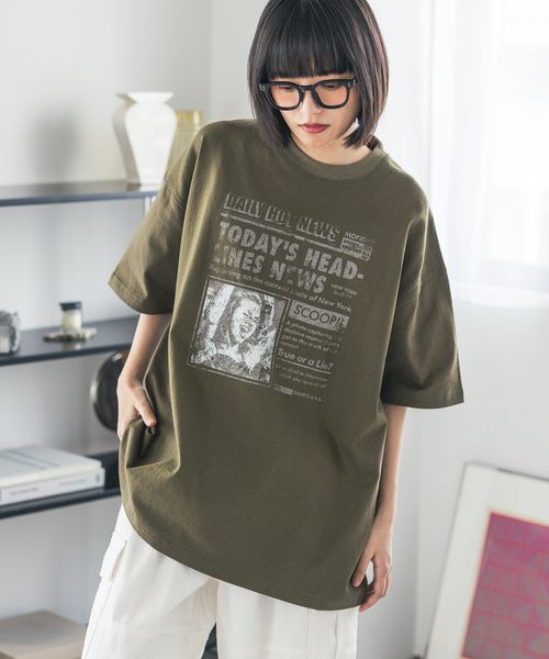 PAGEBOY 【PBLIM/タフT】ニュースペーパーTシャツ カーキ L LIM ページボーイ 452324 and ST アンドエスティ(旧ドットエスティ) PAGEBOY 【PBLIM/タフT】ニュースペーパーTシャツ カーキ L LIM ページボーイ 452324 and ST アンドエスティ(旧ドットエスティ)