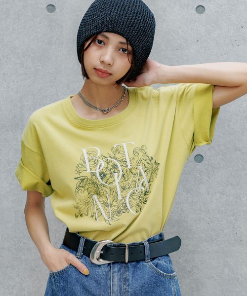 PAGEBOY ボタニカルシシュウTシャツ グリーン FREE ウィメンズインナー ページボーイ 495575 and ST アンドエスティ(旧ドットエスティ) PAGEBOY ボタニカルシシュウTシャツ グリーン FREE ウィメンズインナー ページボーイ 495575 and ST アンドエスティ(旧ドットエスティ)