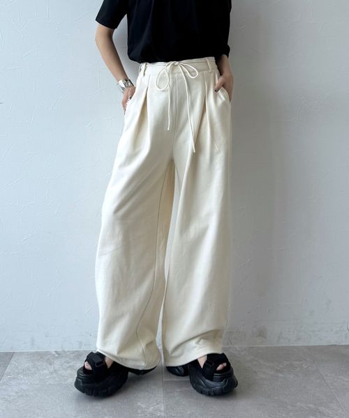 PAGEBOY タックスウェットパンツ【一部WEB限定カラーあり】 オフホワイト FREE ウィメンズボトムス ページボーイ 495623 and ST アンドエスティ(旧ドットエスティ) PAGEBOY タックスウェットパンツ【一部WEB限定カラーあり】 オフホワイト FREE ウィメンズボトムス ページボーイ 495623 and ST アンドエスティ(旧ドットエスティ)