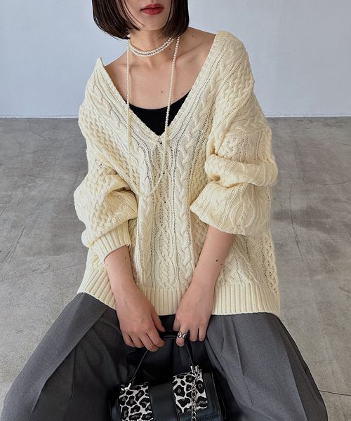 PAGEBOY 【期間限定価格 ～11/10(月)11：59】ケーブルVネックプルオーバー【WEB限定】 オフホワイト FREE ウィメンズインナー ページボーイ 572806 and ST アンドエスティ（旧ドットエスティ）