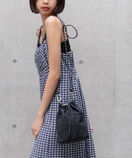 PAGEBOY カラビナナイロンキンチャクバッグ ブラック ウィメンズグッズ ページボーイ 573041 and ST アンドエスティ(旧ドットエスティ) PAGEBOY カラビナナイロンキンチャクバッグ ブラック ウィメンズグッズ ページボーイ 573041 and ST アンドエスティ(旧ドットエスティ)