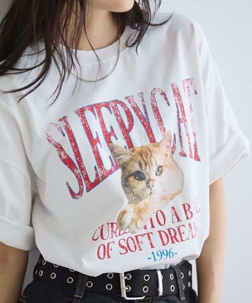 PAGEBOY 【PBLIM】スリーピーキャットTシャツ オフホワイト L LIM ページボーイ 576742 and ST アンドエスティ(旧ドットエスティ) PAGEBOY 【PBLIM】スリーピーキャットTシャツ オフホワイト L LIM ページボーイ 576742 and ST アンドエスティ(旧ドットエスティ)