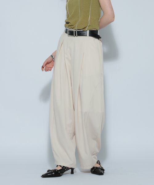 PAGEBOY 【WEB限定】DAILYコクーンパンツ オフホワイト S ウィメンズボトムス ページボーイ 576804 and ST アンドエスティ(旧ドットエスティ) PAGEBOY 【WEB限定】DAILYコクーンパンツ オフホワイト S ウィメンズボトムス ページボーイ 576804 and ST アンドエスティ(旧ドットエスティ)