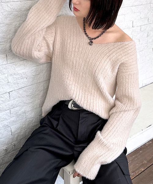 PAGEBOY 【WEB限定アイテム】クラウドシャギーVネックニット【一部追加予約】 ライトグレー FREE ウィメンズインナー ページボーイ 602790 and ST アンドエスティ(旧ドットエスティ) PAGEBOY 【WEB限定アイテム】クラウドシャギーVネックニット【一部追加予約】 ライトグレー FREE ウィメンズインナー ページボーイ 602790 and ST アンドエスティ(旧ドットエスティ)