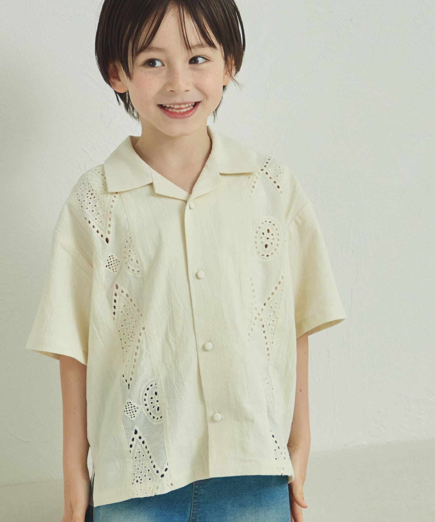 姉妹お揃い 未使用 白レースシャツ 130 愛らしい