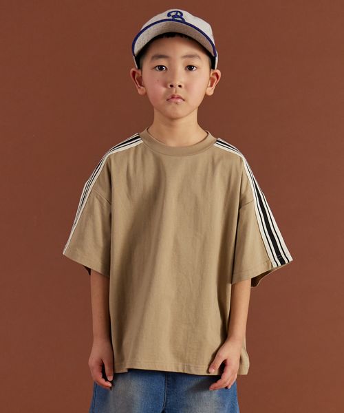 pairmanon 【PAIRMANON STREET】袖 ラインテープ 半袖 Tシャツ ライトベージュ ボーイズインナー_PS ペアマノン 282587 and ST アンドエスティ(旧ドットエスティ) pairmanon 【PAIRMANON STREET】袖 ラインテープ 半袖 Tシャツ ライトベージュ ボーイズインナー_PS ペアマノン 282587 and ST アンドエスティ(旧ドットエスティ)