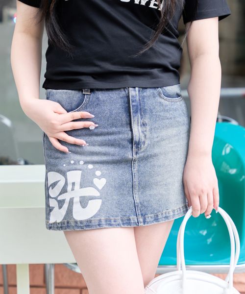 pairmanon 【shrita】SHRITAロゴ平成ギャルデニムミニスカート ライトブルー L Jr_girlsボトムス_SR ペアマノン 453098 and ST アンドエスティ(旧ドットエスティ) pairmanon 【shrita】SHRITAロゴ平成ギャルデニムミニスカート ライトブルー L Jr_girlsボトムス_SR ペアマノン 453098 and ST アンドエスティ(旧ドットエスティ)