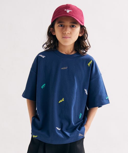 pairmanon 【PAIRMANON STREET】総柄 刺繍 ロゴ オーバーサイズ Tシャツ ネイビー ボーイズインナー_PS ペアマノン 494855 and ST アンドエスティ(旧ドットエスティ) pairmanon 【PAIRMANON STREET】総柄 刺繍 ロゴ オーバーサイズ Tシャツ ネイビー ボーイズインナー_PS ペアマノン 494855 and ST アンドエスティ(旧ドットエスティ)