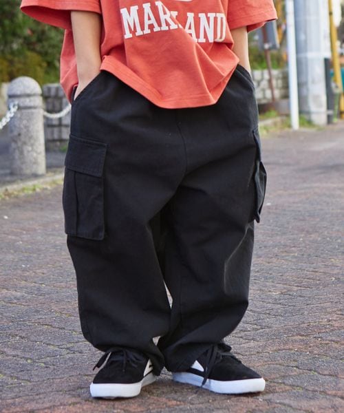 pairmanon 【PAIRMANON STREET】ピグメント加工 バルーン カーゴ パンツ ブラック ボーイズボトムス_PS ペアマノン 979852 and ST アンドエスティ(旧ドットエスティ) pairmanon 【PAIRMANON STREET】ピグメント加工 バルーン カーゴ パンツ ブラック ボーイズボトムス_PS ペアマノン 979852 and ST アンドエスティ(旧ドットエスティ)