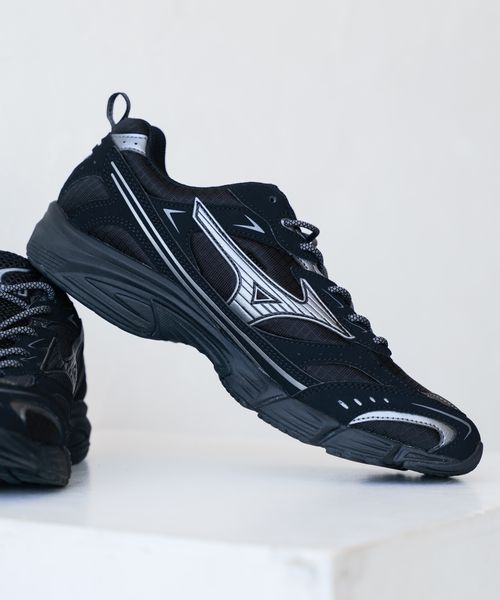 RAGEBLUE 【MIZUNO/ミズノ】MXR/スニーカー ブラック M メンズグッズ レイジブルー 123869 and ST アンドエスティ(旧ドットエスティ) RAGEBLUE 【MIZUNO/ミズノ】MXR/スニーカー ブラック M メンズグッズ レイジブルー 123869 and ST アンドエスティ(旧ドットエスティ)