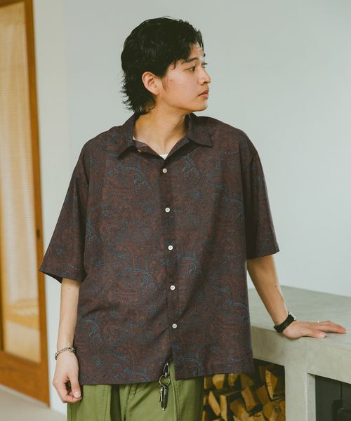 RAGEBLUE 総柄プリントシアーシャツ ブラウン L メンズインナー レイジブルー 289773 and ST アンドエスティ(旧ドットエスティ) RAGEBLUE 総柄プリントシアーシャツ ブラウン L メンズインナー レイジブルー 289773 and ST アンドエスティ(旧ドットエスティ)