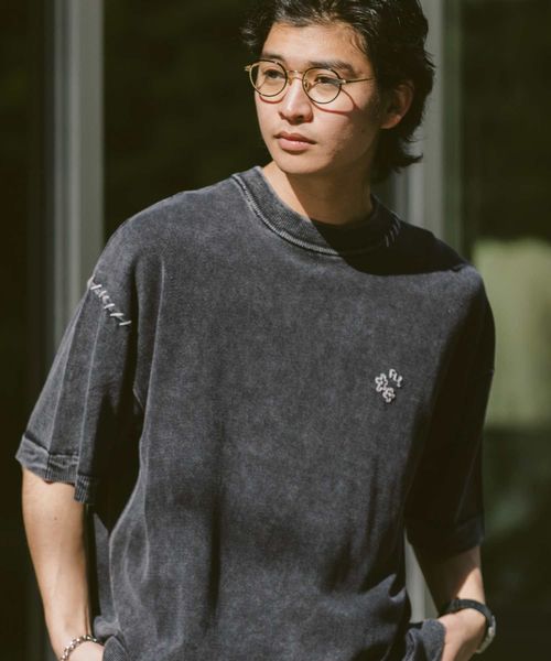 RAGEBLUE ピグメント/ワンポイントモチーフ刺繍ニットTシャツ シルバー M メンズインナー レイジブルー 321918 and ST アンドエスティ(旧ドットエスティ) RAGEBLUE ピグメント/ワンポイントモチーフ刺繍ニットTシャツ シルバー M メンズインナー レイジブルー 321918 and ST アンドエスティ(旧ドットエスティ)