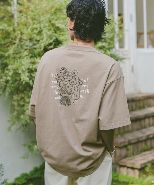 RAGEBLUE 【wakazoo/ワカズー】コラボ/フラワーイラストプリントTシャツ ライトベージュ M メンズインナー レイジブルー 324872 and ST アンドエスティ(旧ドットエスティ) RAGEBLUE 【wakazoo/ワカズー】コラボ/フラワーイラストプリントTシャツ ライトベージュ M メンズインナー レイジブルー 324872 and ST アンドエスティ(旧ドットエスティ)