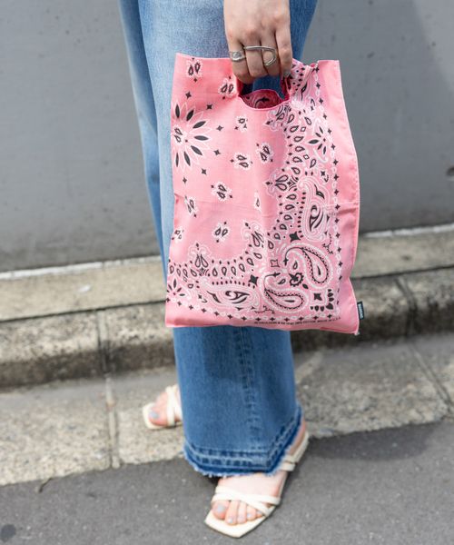 RAGEBLUE 【UNISEX】<BANSAC>バンダナBAG ピンク FREE ウィメンズグッズ レイジブルー 495399 and ST アンドエスティ(旧ドットエスティ) RAGEBLUE 【UNISEX】<BANSAC>バンダナBAG ピンク FREE ウィメンズグッズ レイジブルー 495399 and ST アンドエスティ(旧ドットエスティ)
