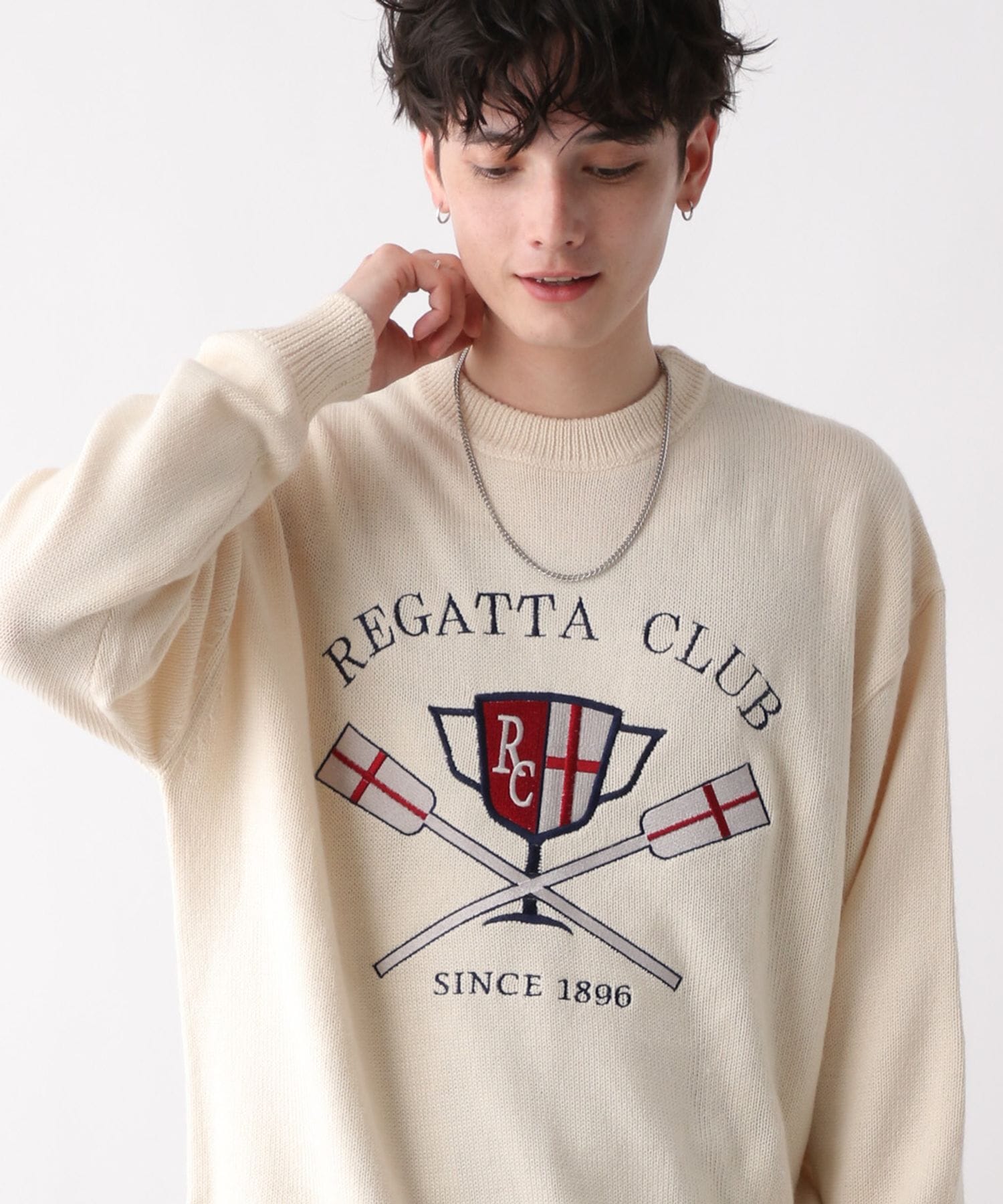 REGATTA CLUB/レガッタクラブ】カレッジロゴ刺繍/クルーネックルーズ