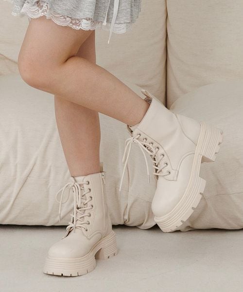 repipi armario 【一部追加予約】アツゾコレースアップブーツ ナチュラル S ウィメンズグッズ レピピアルマリオ 584672 and ST アンドエスティ(旧ドットエスティ) repipi armario 【一部追加予約】アツゾコレースアップブーツ ナチュラル S ウィメンズグッズ レピピアルマリオ 584672 and ST アンドエスティ(旧ドットエスティ)