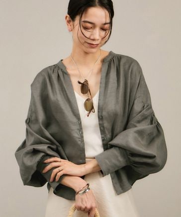 リネンスキッパーギャザーブラウス［GENTLE LINEN］ | [公式]SALON