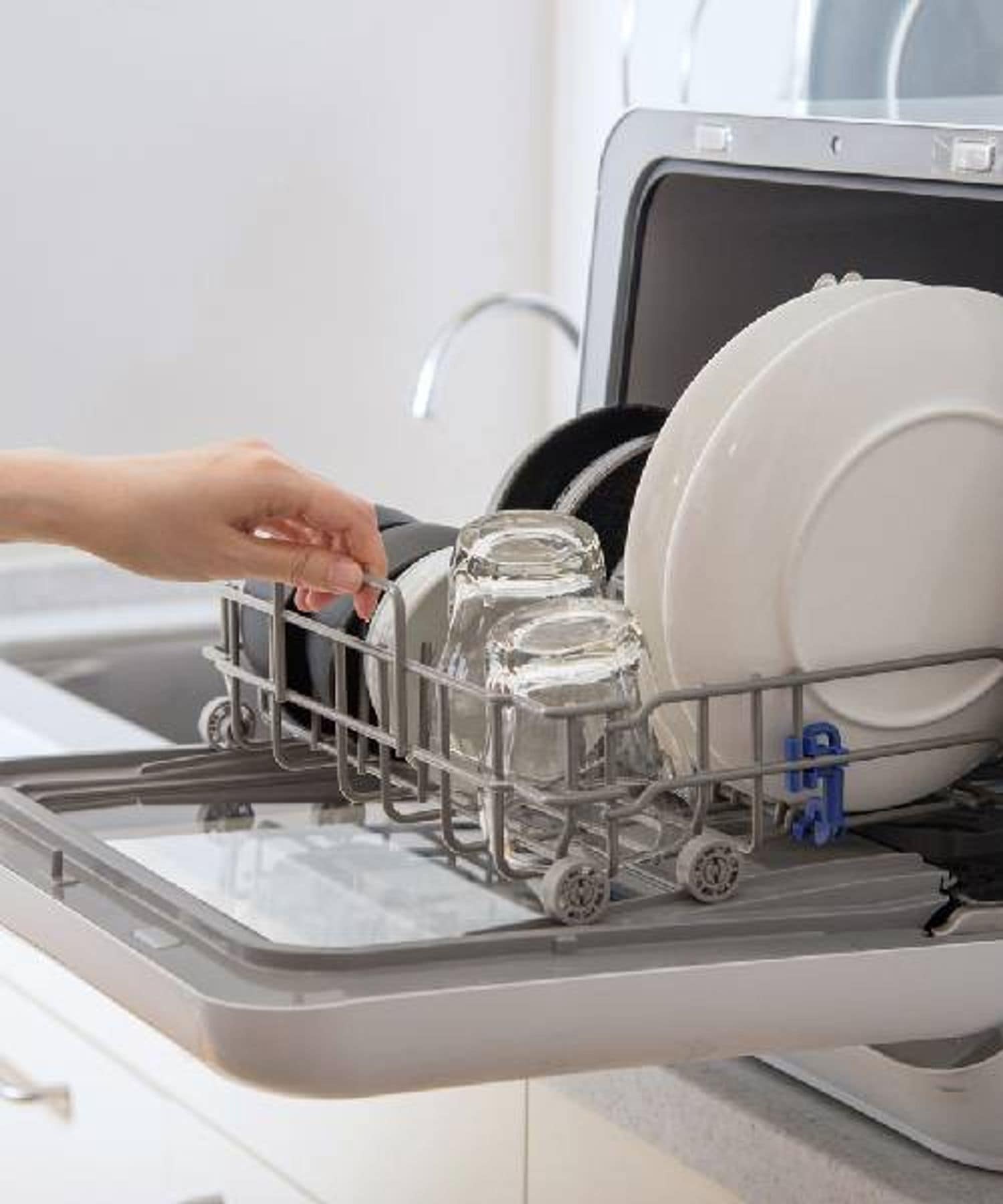 最新作▼siroca シロカ 食器洗い乾燥機 SS-M151 2019年式 中古▼004501 食器洗い乾燥機