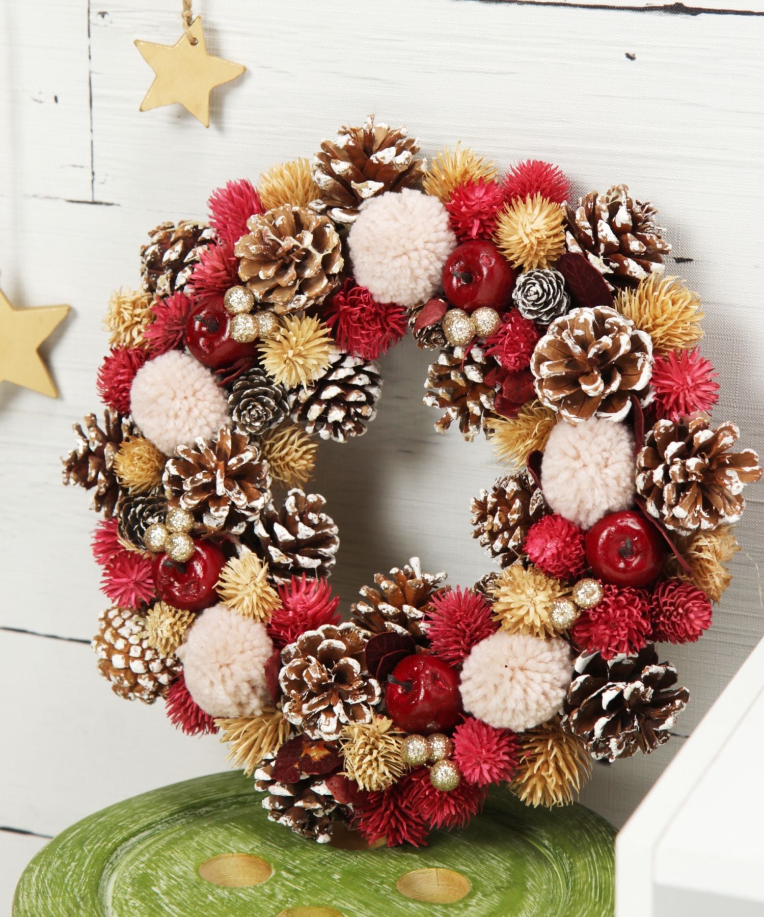 買い誠実 リース 松ぼっくり 花 クリスマス Mサイズ Christmas Xmas White Pinecone Red Flower Wreath  M