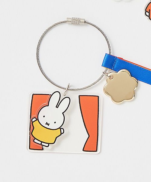 studio CLIP 【第一弾】重なりアクリルキーホルダー[Dick Brunaコラボ] ホワイト FREE ウィメンズグッズ スタジオクリップ 573083 and ST アンドエスティ（旧ドットエスティ）