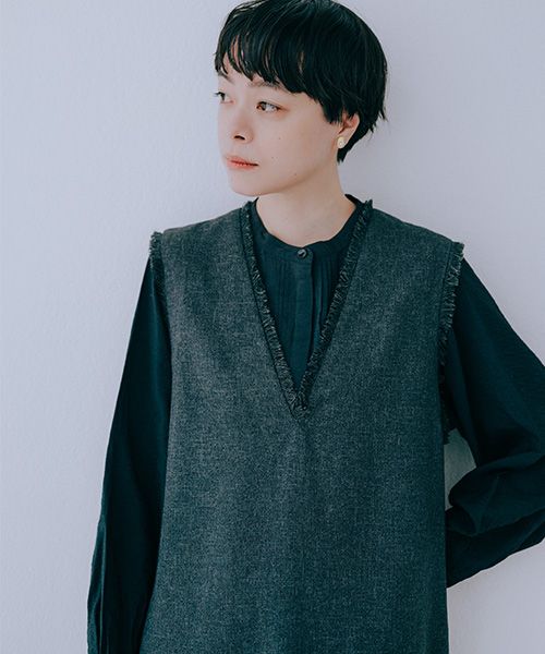 studio CLIP インドランダムタックシャツ《オケージョン2025AW》 シルバー FREE ウィメンズインナー スタジオクリップ 578344 and ST アンドエスティ(旧ドットエスティ) studio CLIP インドランダムタックシャツ《オケージョン2025AW》 シルバー FREE ウィメンズインナー スタジオクリップ 578344 and ST アンドエスティ(旧ドットエスティ)