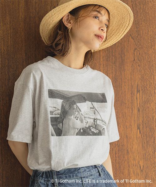 studio CLIP LIFE フォトグラフィックTシャツ グレー ウィメンズインナー スタジオクリップ 582716 and ST アンドエスティ(旧ドットエスティ) studio CLIP LIFE フォトグラフィックTシャツ グレー ウィメンズインナー スタジオクリップ 582716 and ST アンドエスティ(旧ドットエスティ)