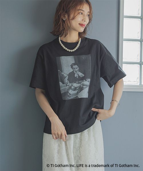 studio CLIP LIFE フォトグラフィックTシャツ シルバー ウィメンズインナー スタジオクリップ 582716 and ST アンドエスティ(旧ドットエスティ) studio CLIP LIFE フォトグラフィックTシャツ シルバー ウィメンズインナー スタジオクリップ 582716 and ST アンドエスティ(旧ドットエスティ)
