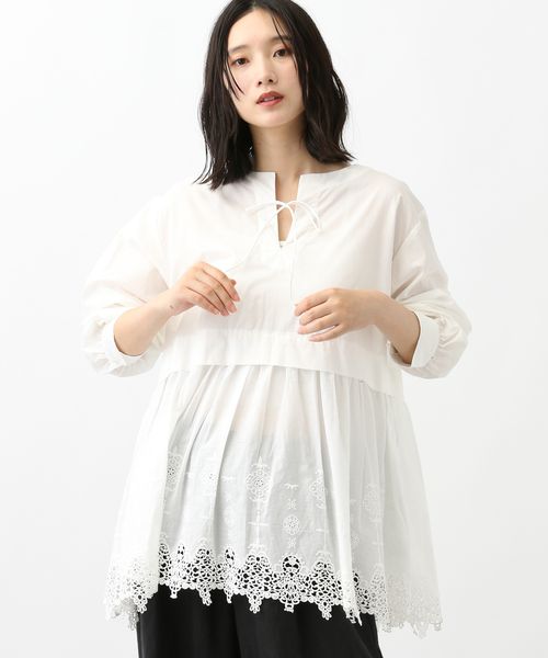 studio CLIP 《natural by clip》コットン刺繍レースヘムブラウス ライトグレー FREE Natural by CLIP スタジオクリップ 588454 and ST アンドエスティ(旧ドットエスティ) studio CLIP 《natural by clip》コットン刺繍レースヘムブラウス ライトグレー FREE Natural by CLIP スタジオクリップ 588454 and ST アンドエスティ(旧ドットエスティ)