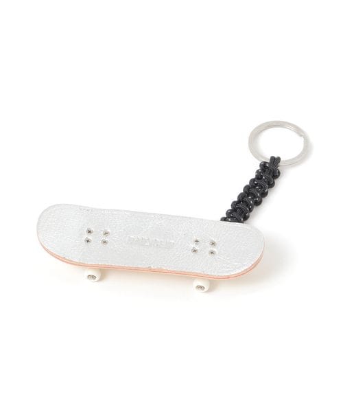 studio CLIP 【daily CLIP】レザースケボーキーチャーム インテリア雑貨 ホワイト FREE スタジオクリップ 598866 and ST アンドエスティ(旧ドットエスティ) studio CLIP 【daily CLIP】レザースケボーキーチャーム インテリア雑貨 ホワイト FREE スタジオクリップ 598866 and ST アンドエスティ(旧ドットエスティ)