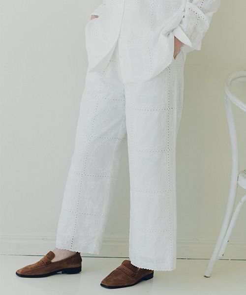 studio CLIP 【WEB限定】パッチワークアソートレース刺繍パンツ[プチサイズあり] ライトグレー FREE ウィメンズボトムス スタジオクリップ 600371 and ST アンドエスティ（旧ドットエスティ）