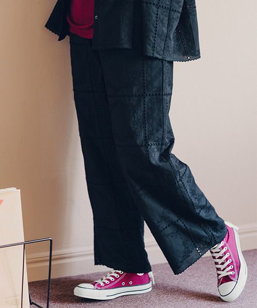 studio CLIP 【WEB限定】パッチワークアソートレース刺繍パンツ[プチサイズあり] シルバー FREE ウィメンズボトムス スタジオクリップ 600371 and ST アンドエスティ（旧ドットエスティ）